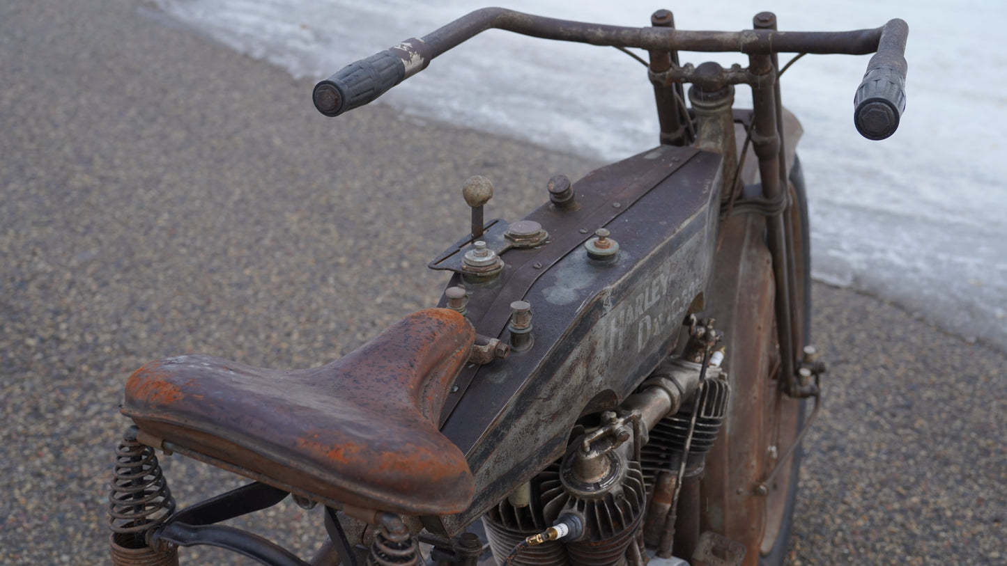 1915 Harley Davidson Twin