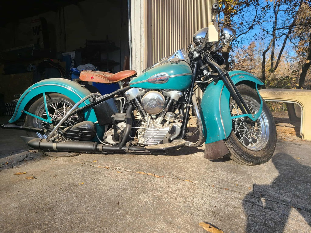 1946 Harley Davidson EL Knucklehead – Larson MasterWorks
