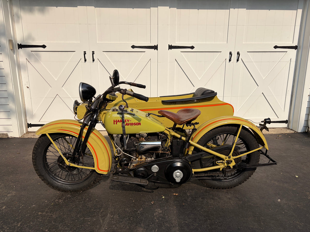 1931 Harley Davidson V Model with Goulding Sidecar