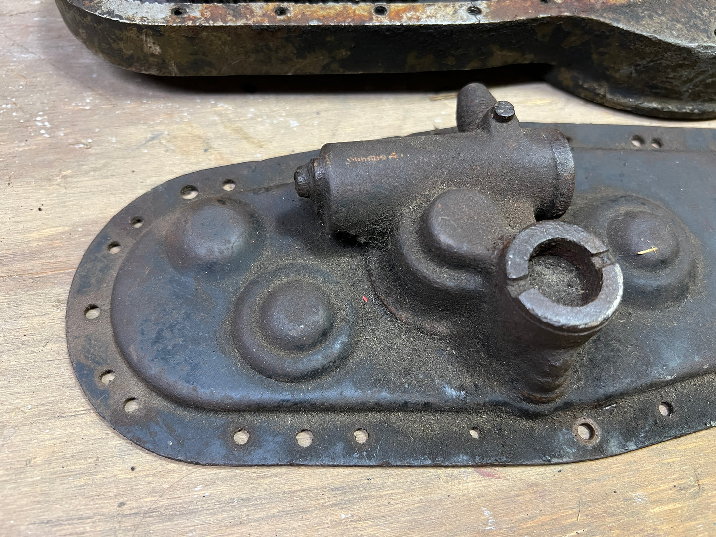 1922 + Harley Davidson J JD Gear Chest, Gears, Cover, and Oil Pump