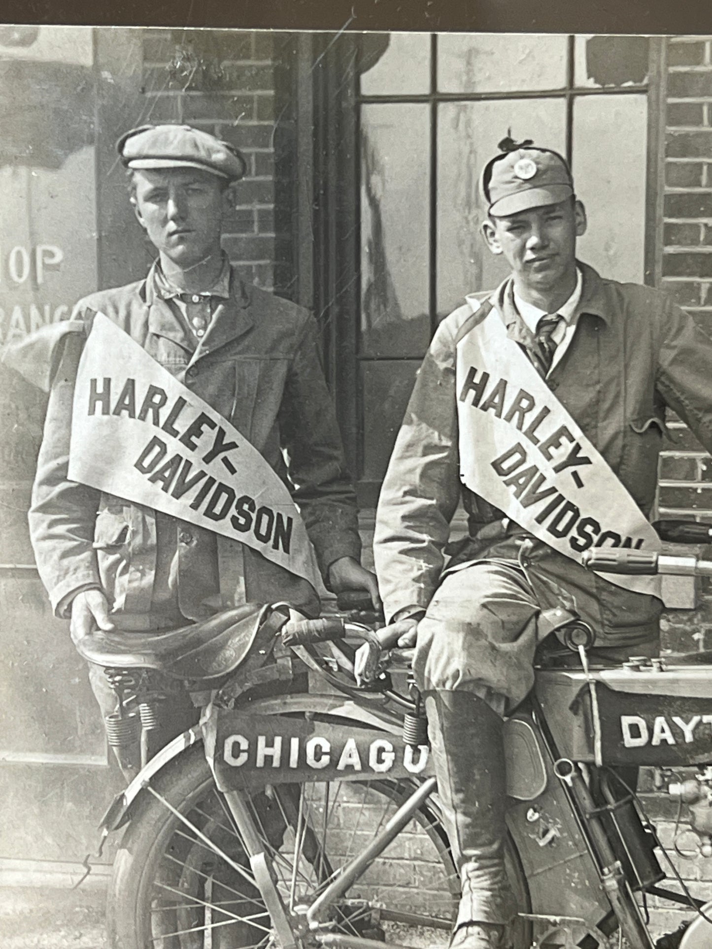 1910 Harley Single Factory Ad Photo w/ Dayton & Chicago Pennants