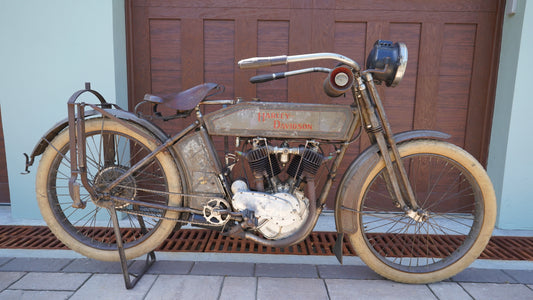 1913 Harley Davidson Twin Model 9E