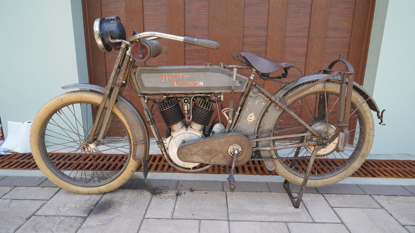 1913 Harley Davidson Twin Model 9E