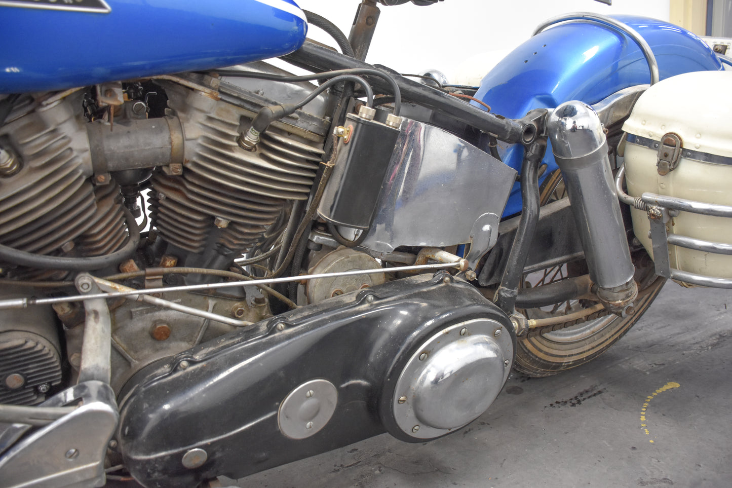 1963 Harley Davidson FL Panhead (Blue)